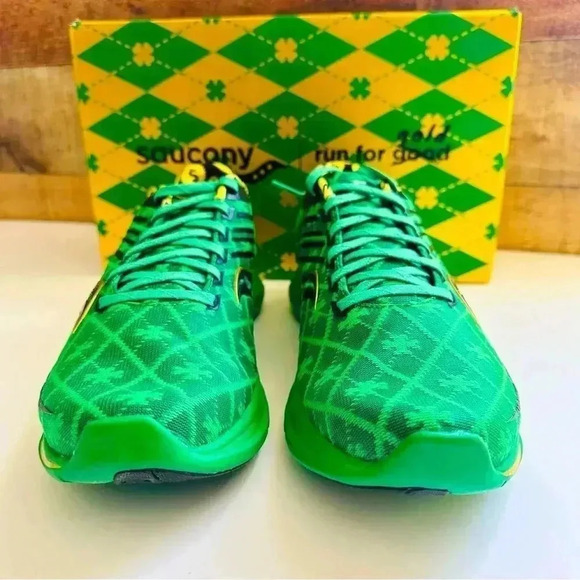 NIB Rare Men’s Limited Edition Shamrock Saucony
Kinvara 12 Sneakers